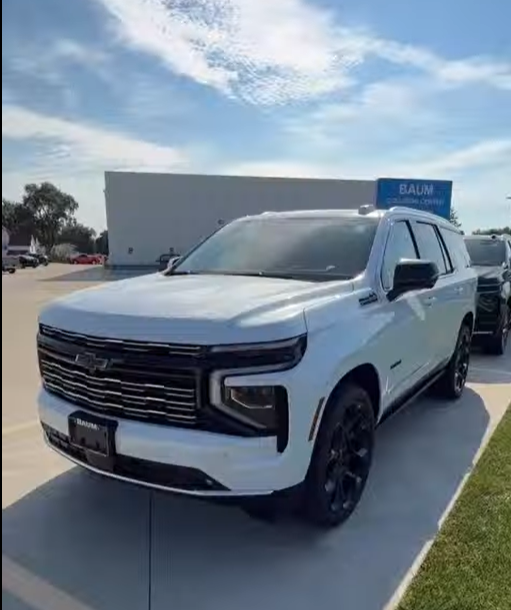 White Chevrolet Tahoe for Sale In Clinton